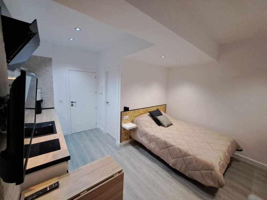 Acc Serrano 1 Aparcamiento Cercano Apartment Jaén Екстериор снимка